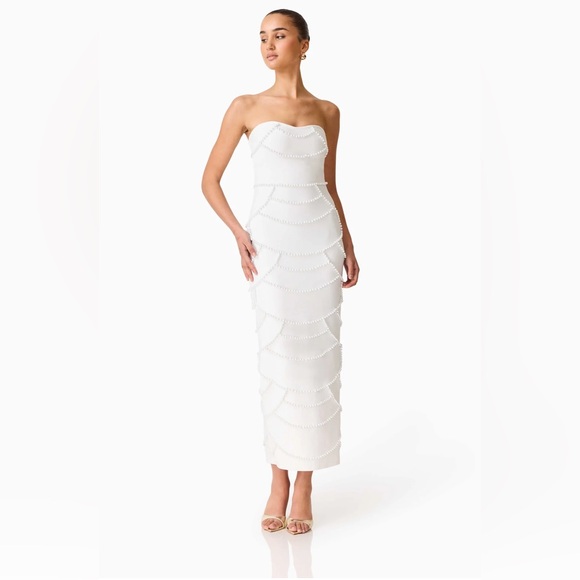 Elliatt Lucine Fitted Gown in White Bridal Shower Wedding Dress size S  NWT - Picture 3 of 8